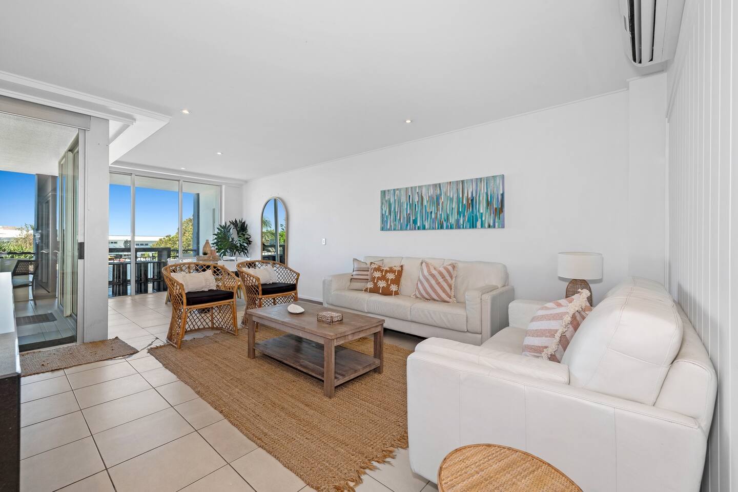 Paradiso Beachfront Apartment