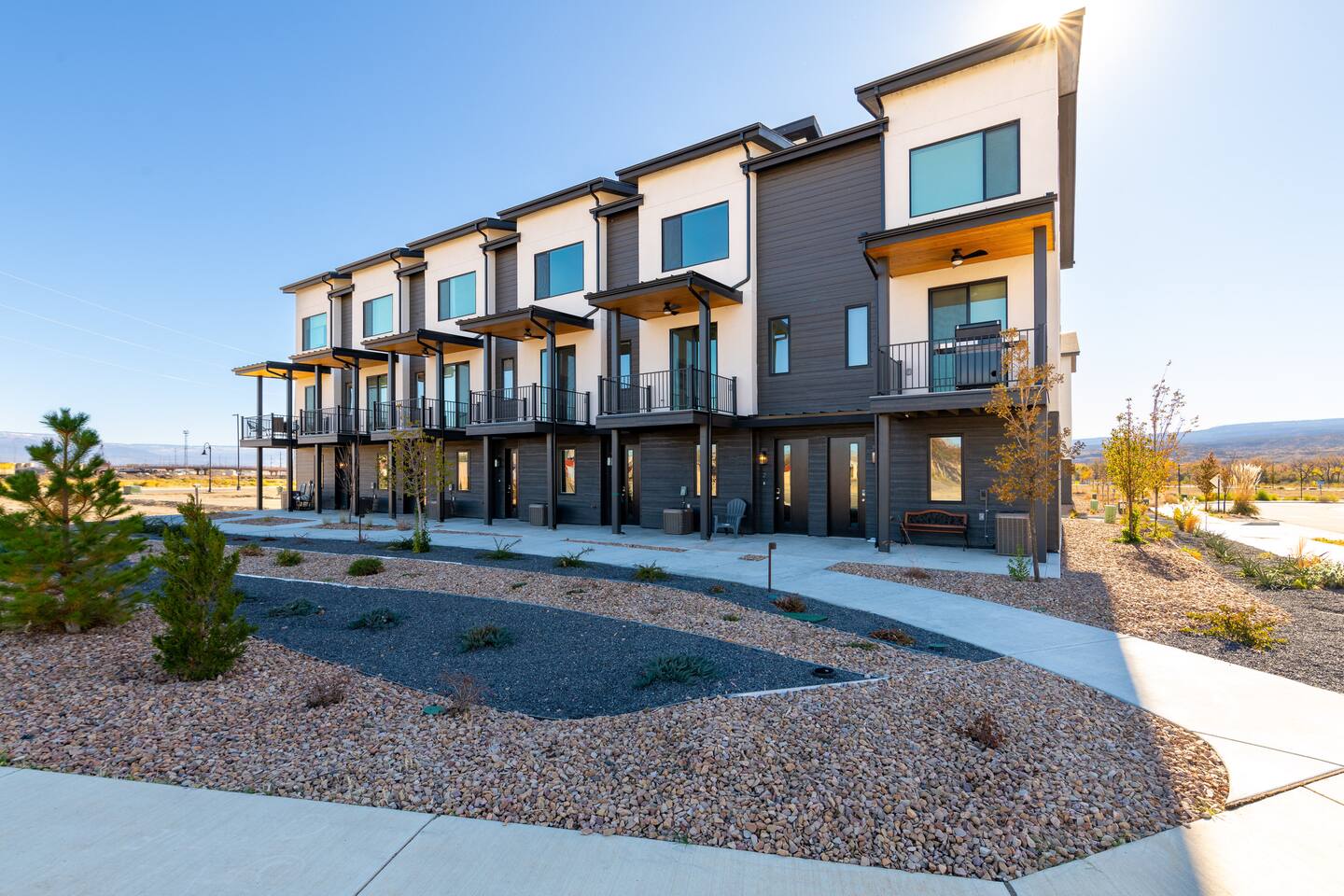 New Townhome-River Trail-Las Colonias-NO xtra fees