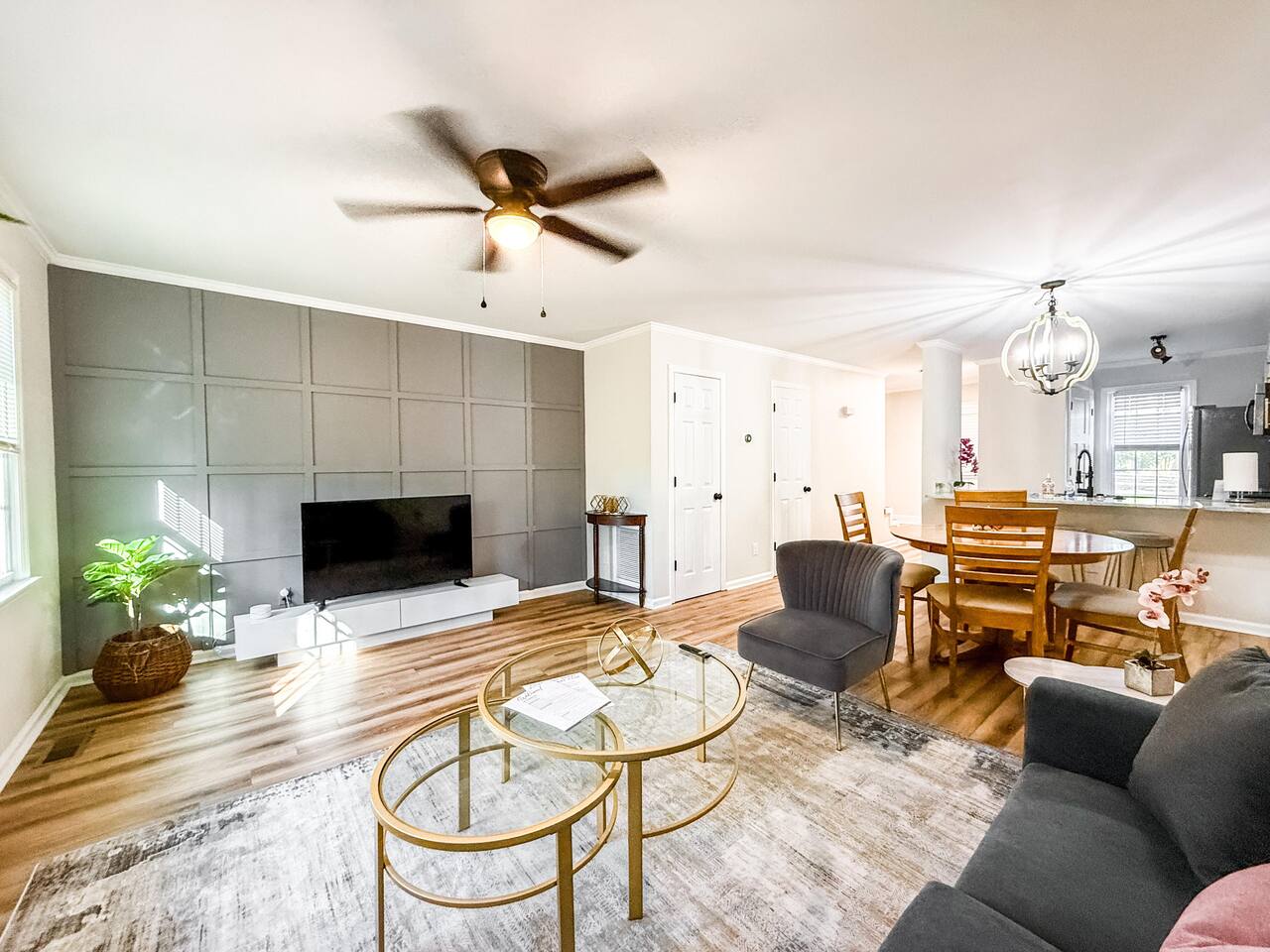 Ideally Situated 2BR 2ensuite Townhome in Raleigh