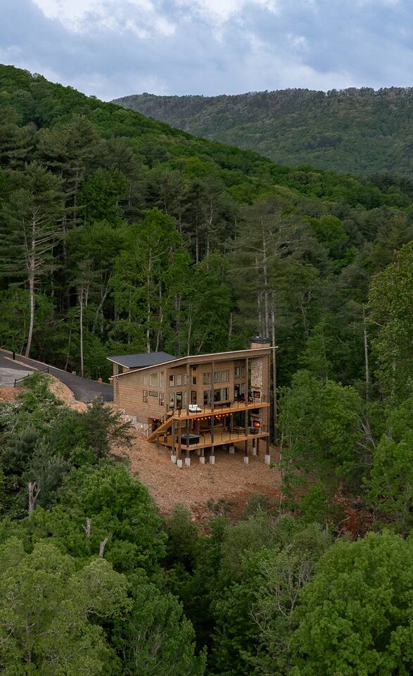 Bell Camp Vista: Luxury Meets Breathtaking Views