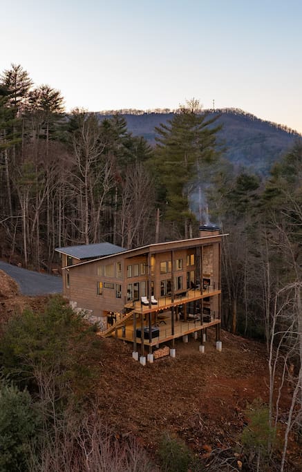 Bell Camp Vista: Luxury Meets Breathtaking Views