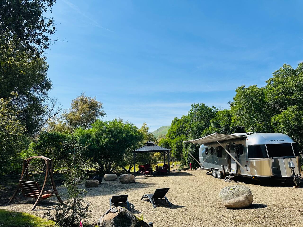 River Stream -  Riverfront Luxury Airstream