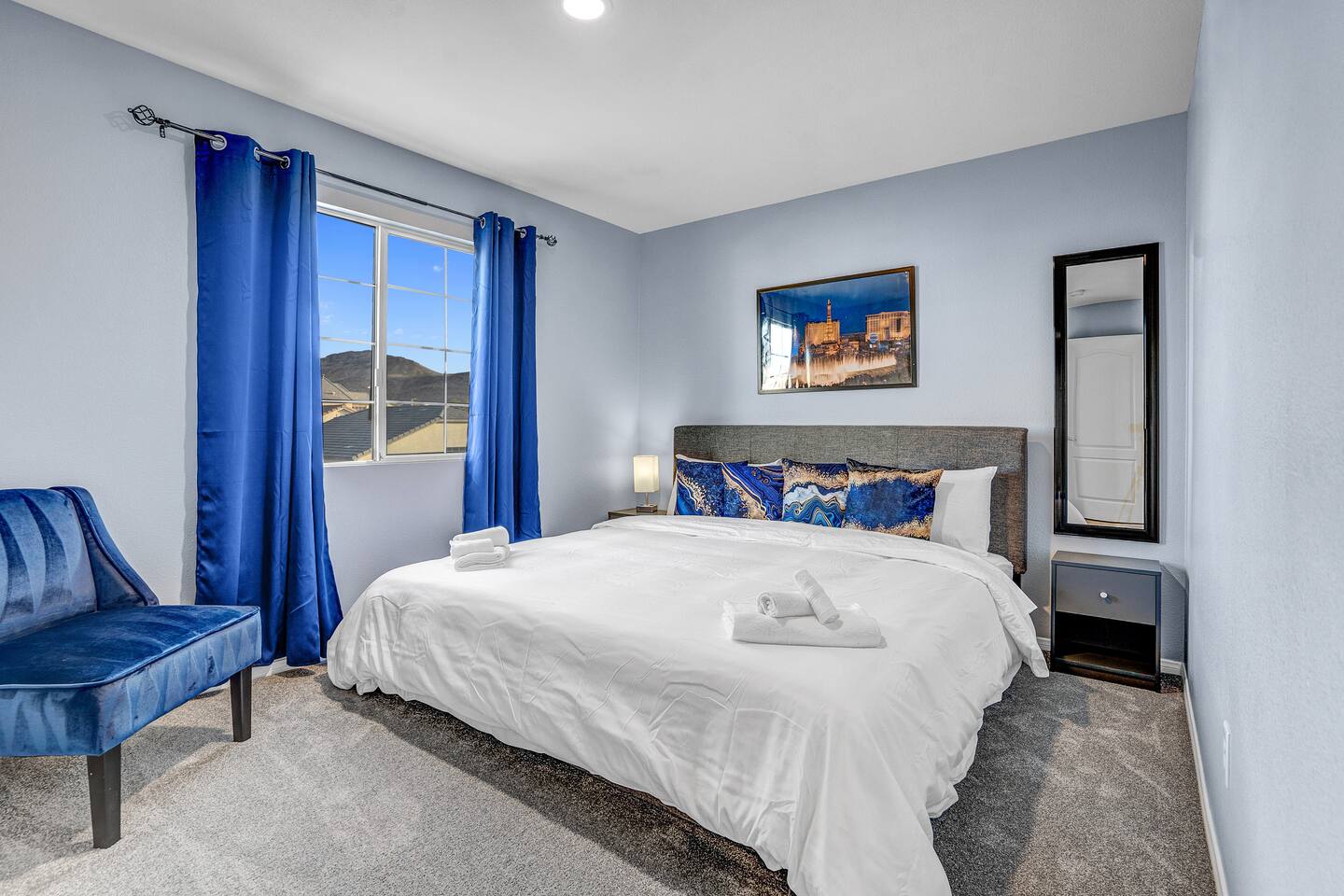 Private King Rm | TV | Pool Table | BBQ | Location