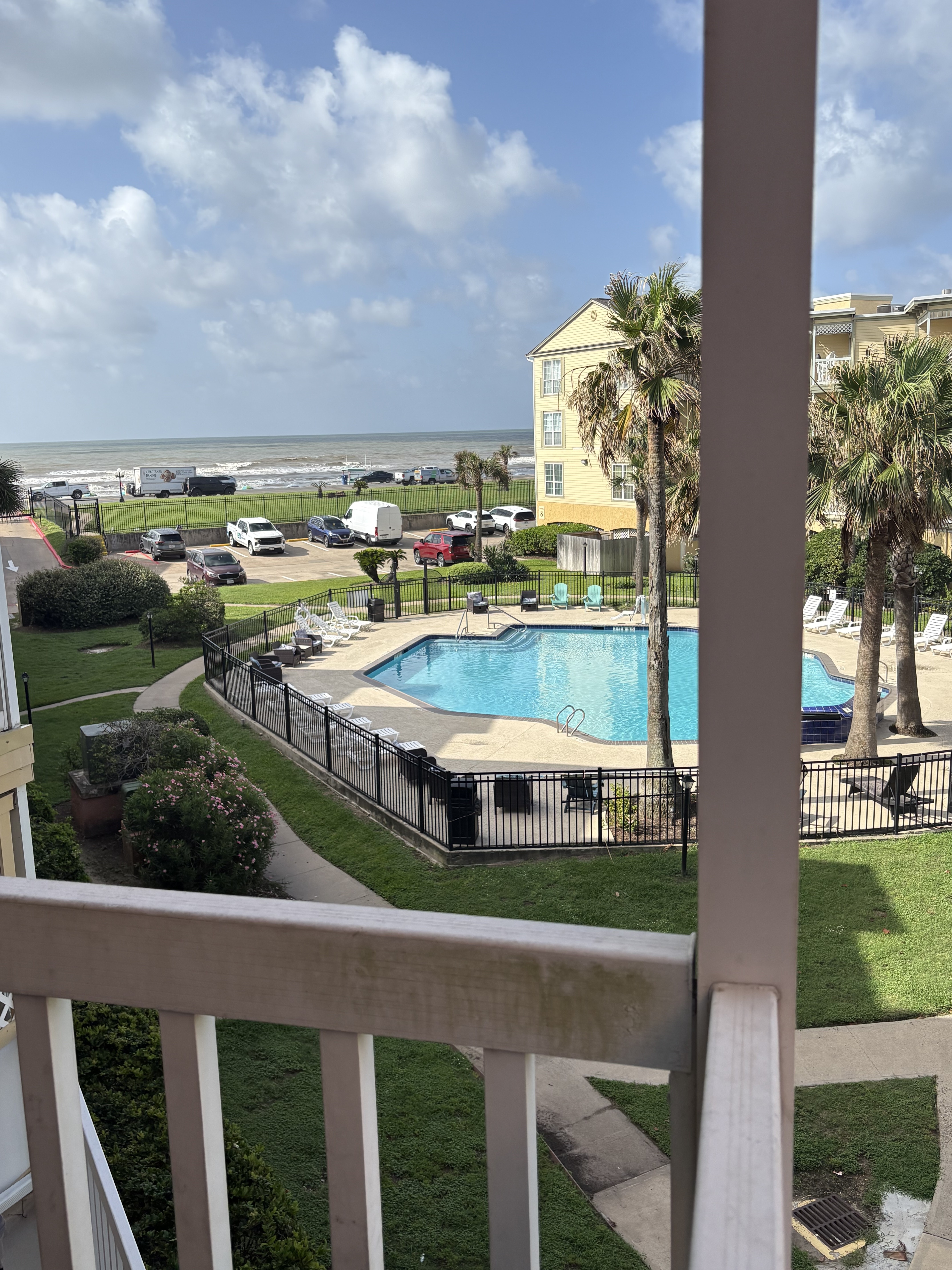 Ocean & Pool Views - Hot Tub - 2 Pools - Gym - Tennis ct - Shoreline Stays 6210