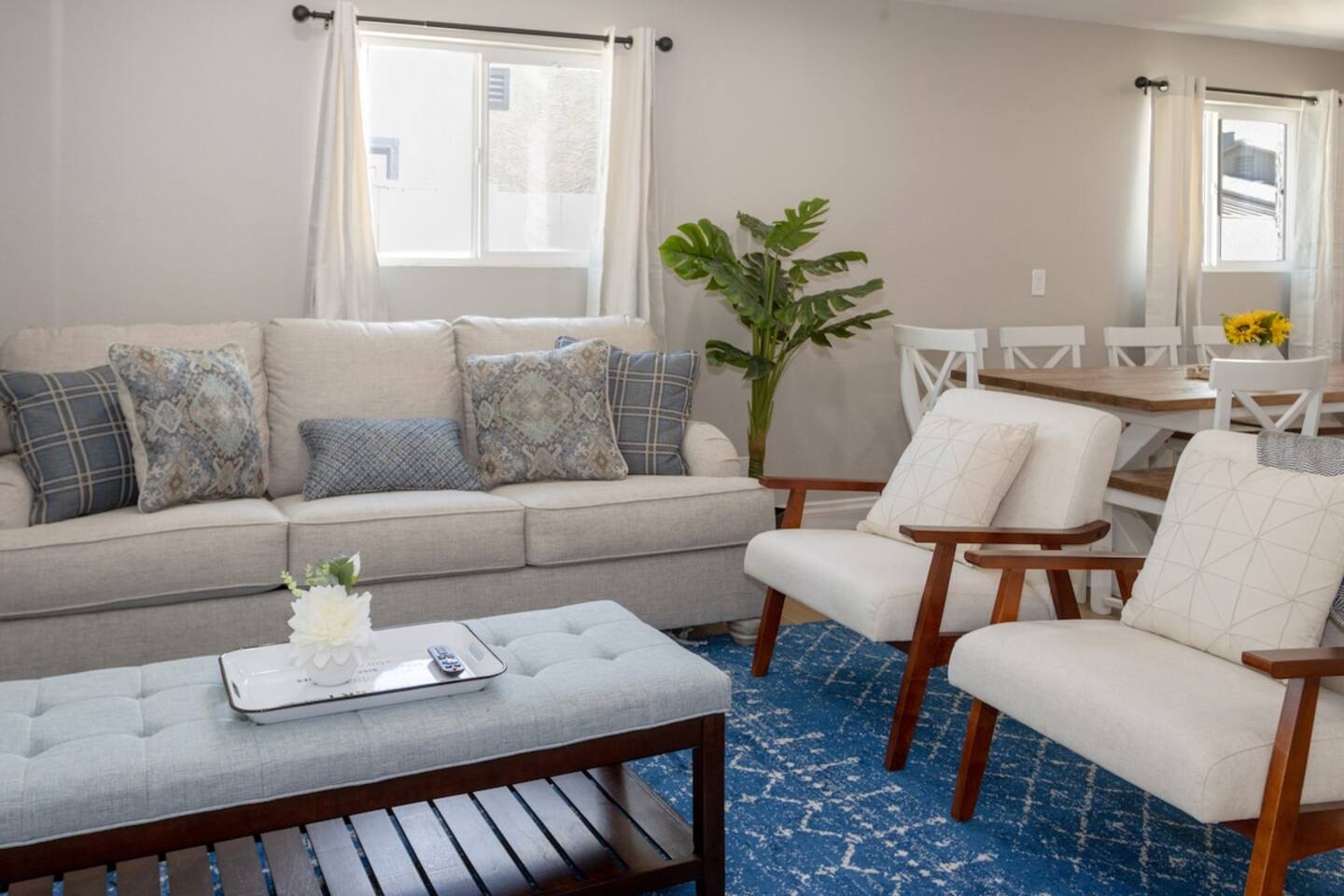 HotTub Spa+ 5 Min to DT PhX Large Spacious 4BR/2b