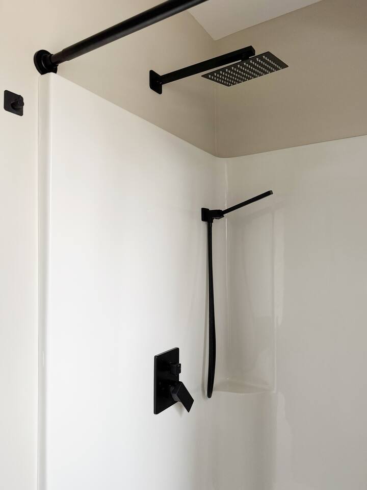 RiverStone A | KING 1BD/1BA Apt in Newburgh