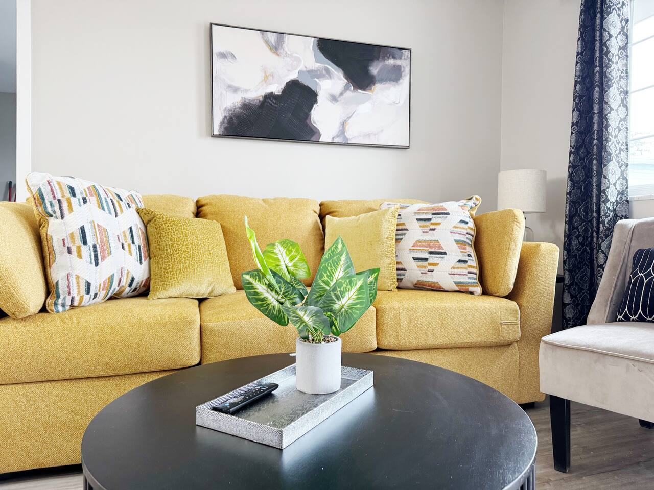 RiverStone A | KING 1BD/1BA Apt in Newburgh