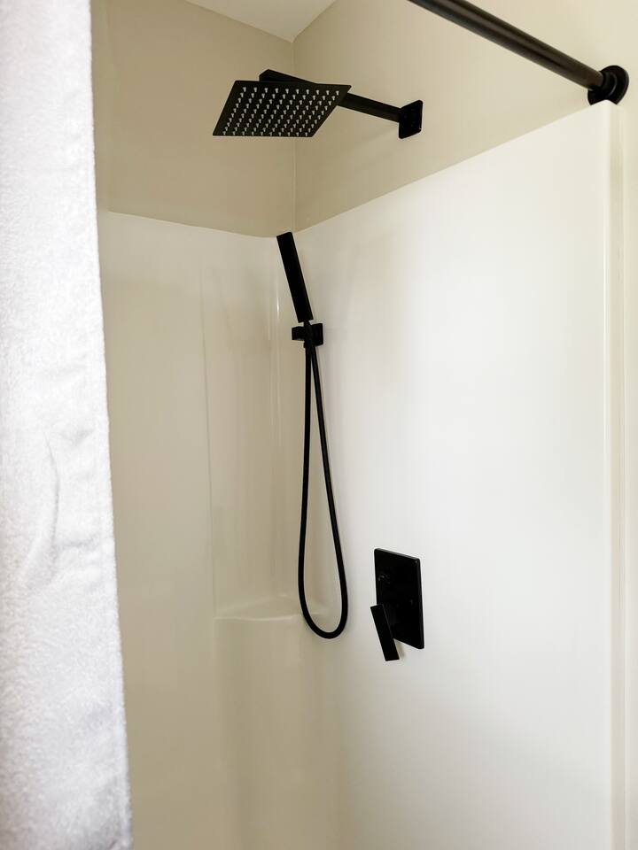 RiverStone E | KING 1BD/1BA Apt in Newburgh