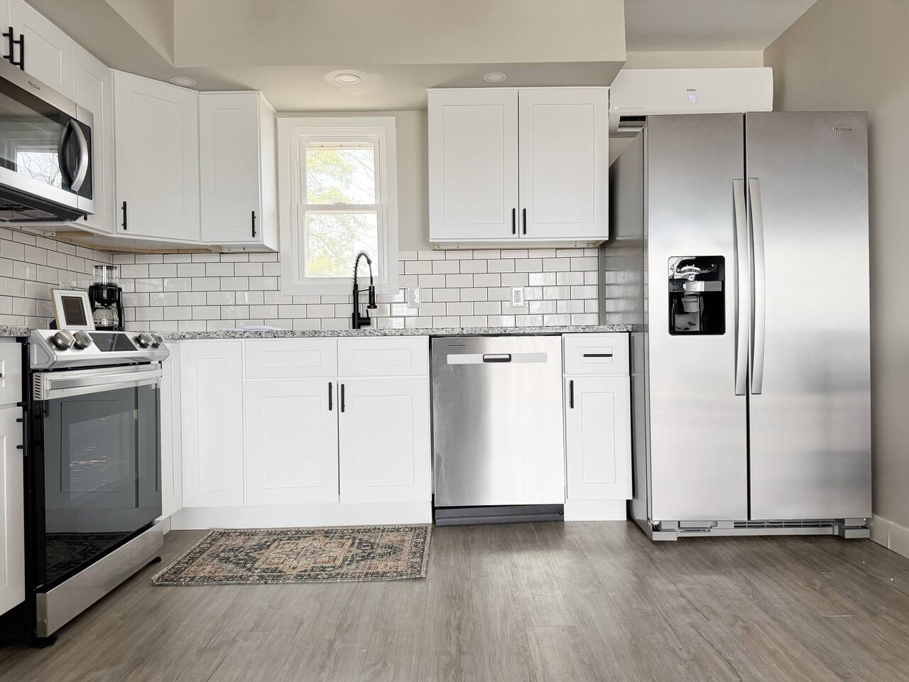 RiverStone E | KING 1BD/1BA Apt in Newburgh