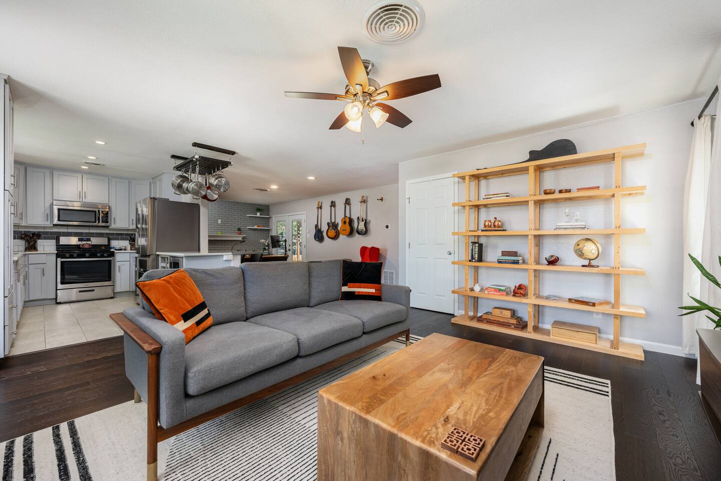 Dog friendly home mins from Domain & Downtown ATX