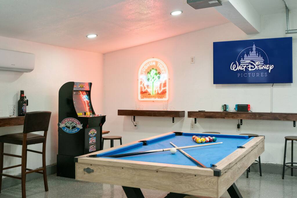 Game Room | Cool Tub | AC | 10 Mins To JTNP