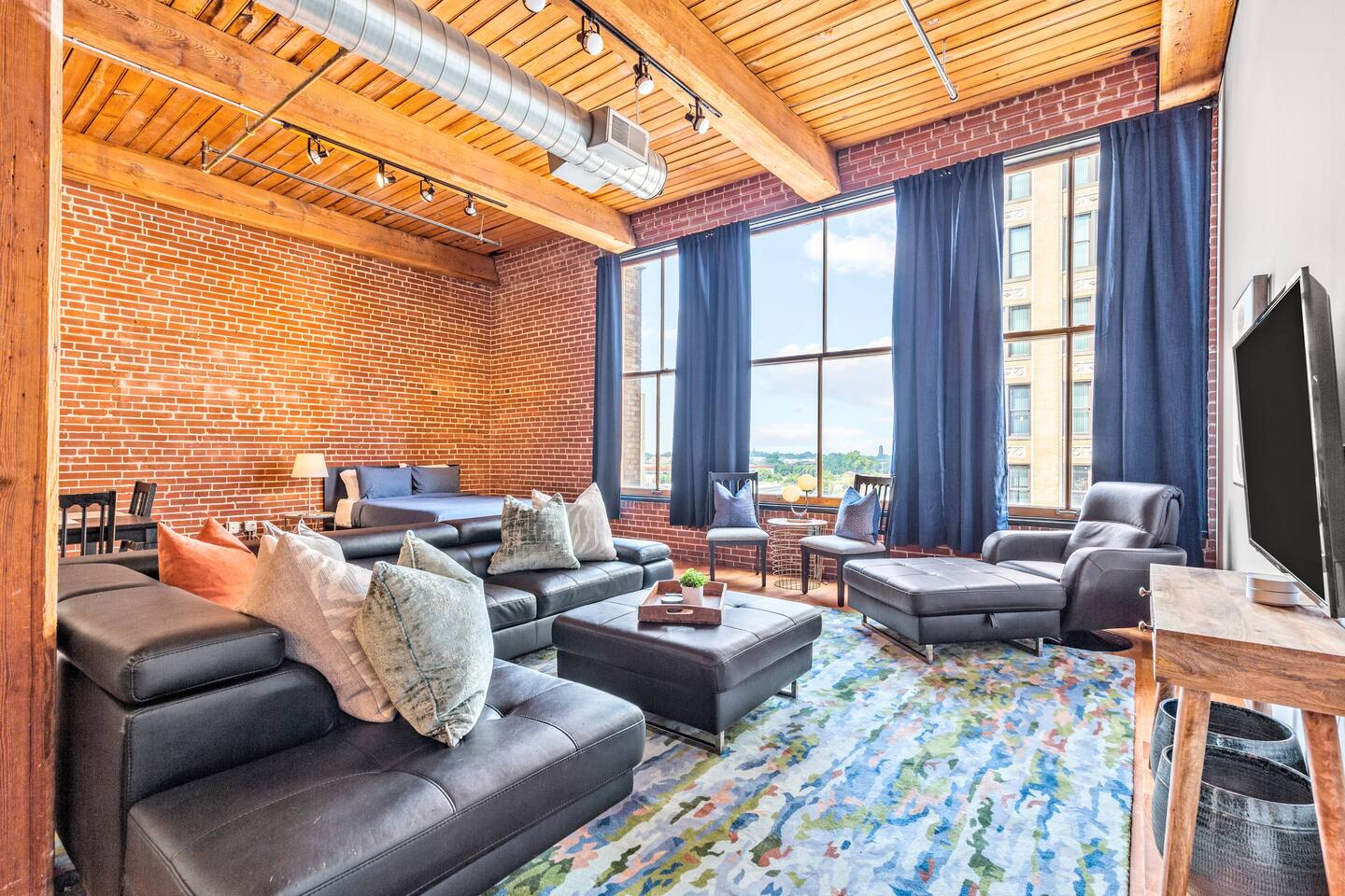 Stylish Industrial Loft in Downtown St. Louis