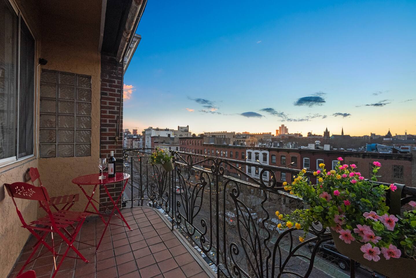 Charming 3BR Retreat w/ Terrace – Mins to NYC