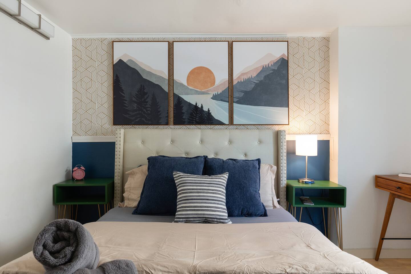 Private+Beautiful Downtown Pad- Near Church St