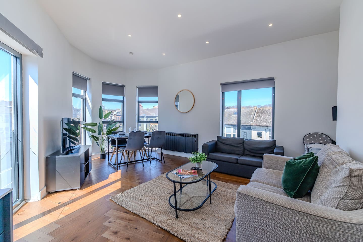 Super central 2 bedrooms Flat