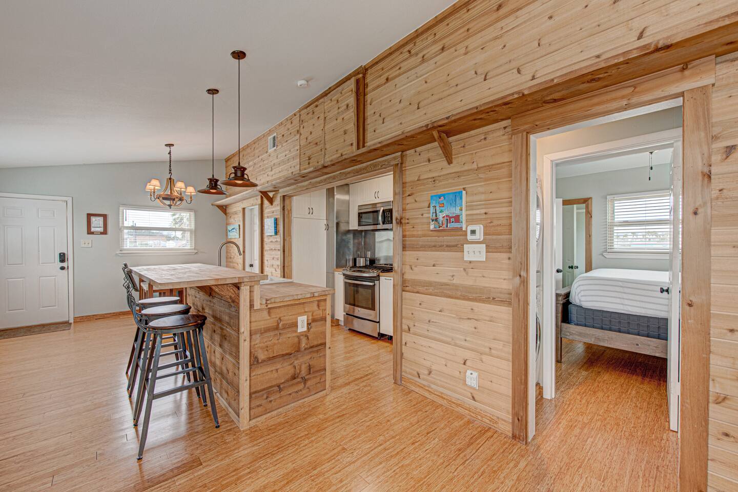 Old Town Cottage #3, 2 bedroom, Anglers Court.