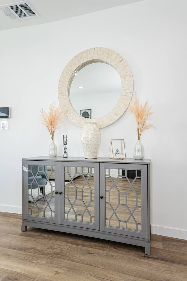 LA Gated Private Home near Universal Studios