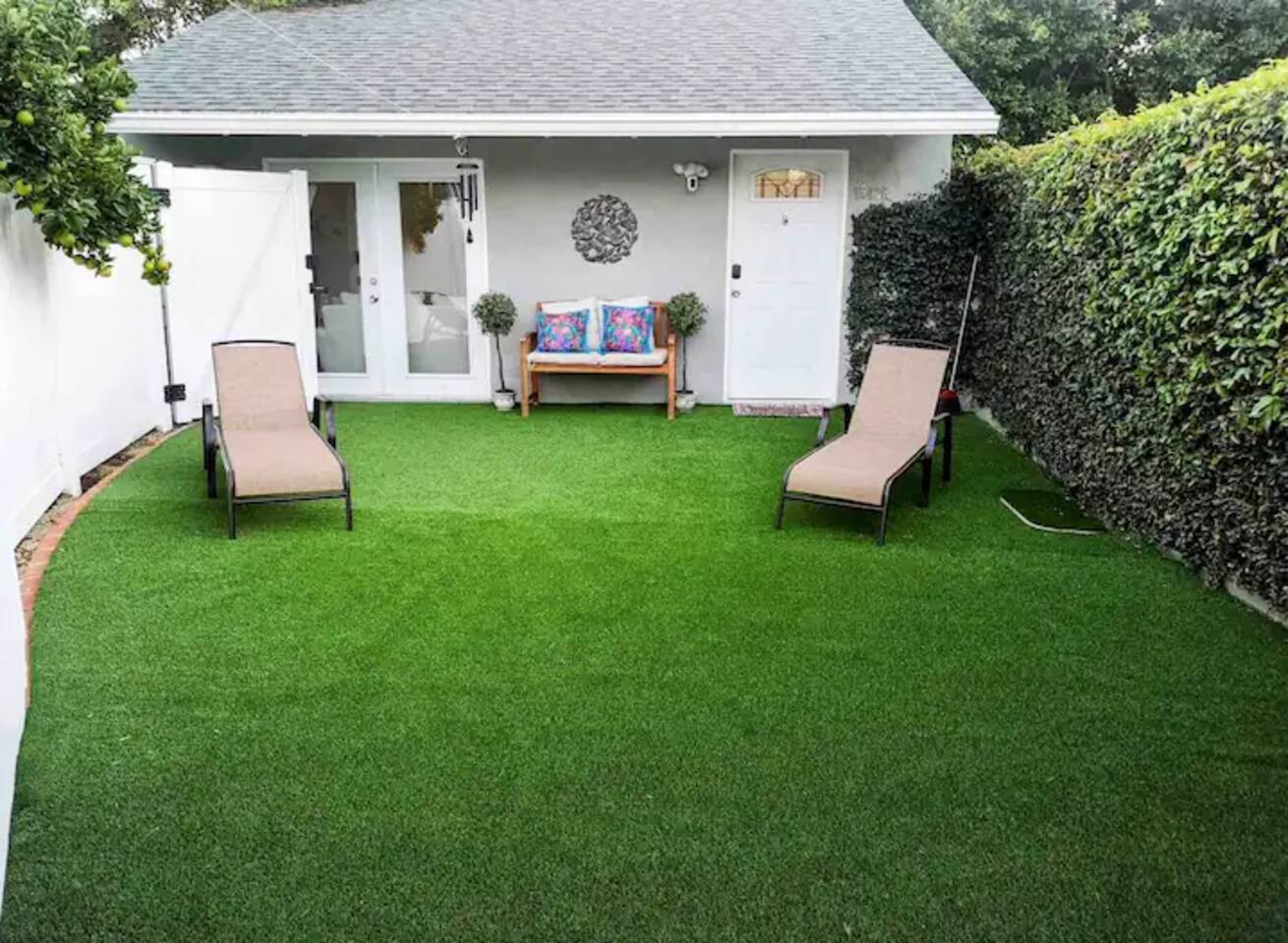 124 Modern Private Guest House