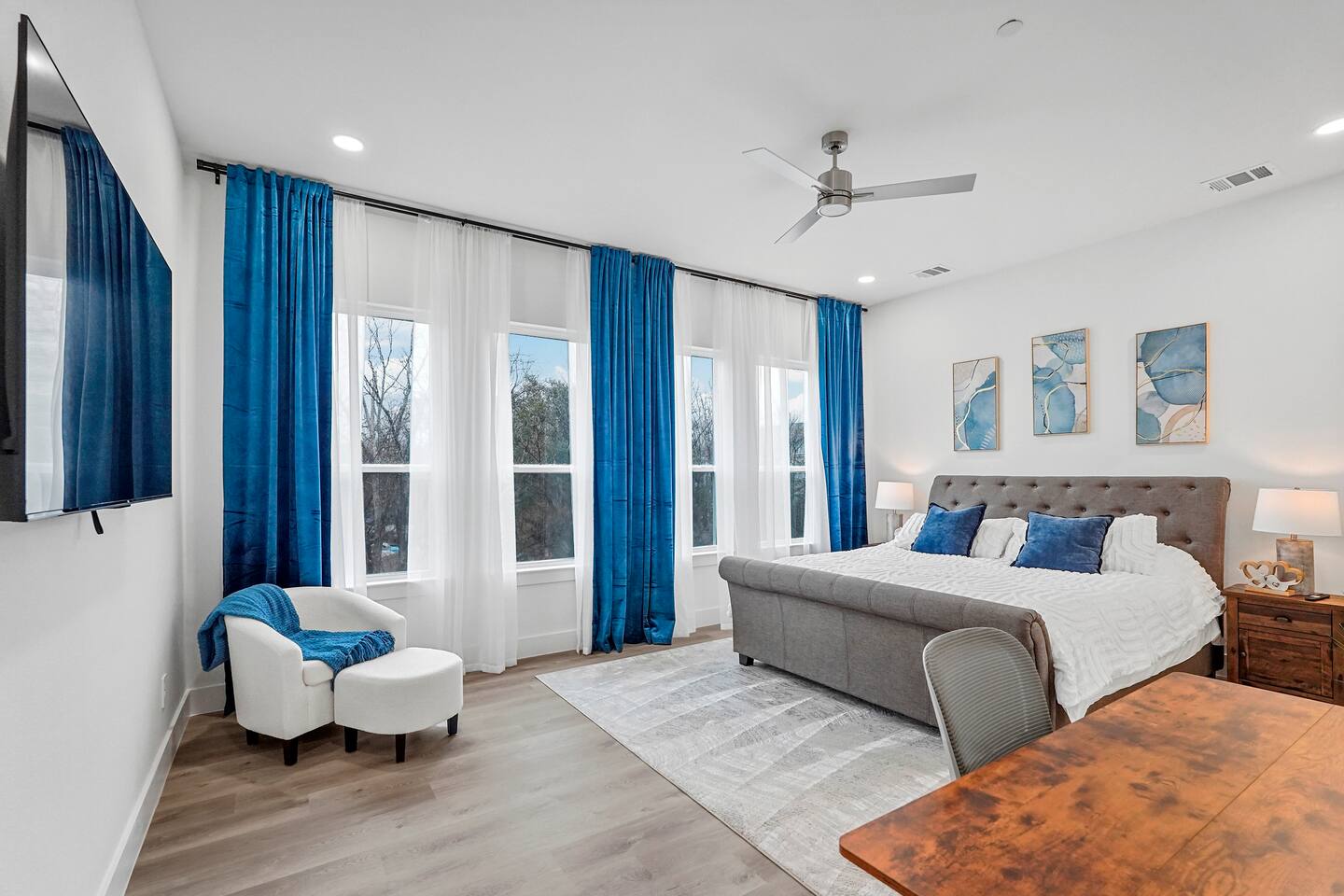 Upscale 2BR Hideaway, Ensuite Bliss, Pet-Friendly — photo 1