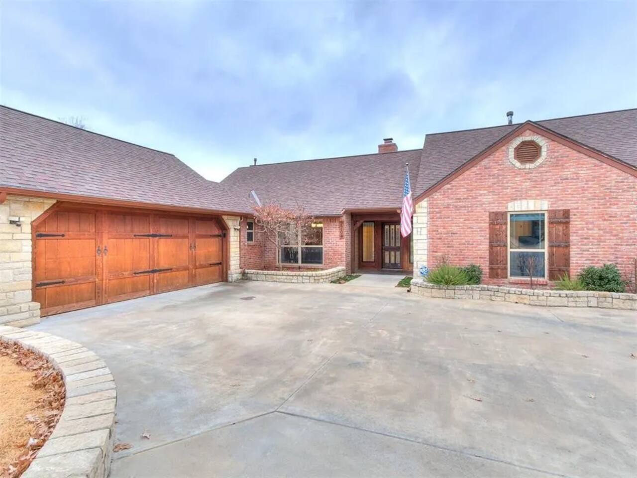Just Like Home #16:Norman 5bd, 4ba w/Heated Pool