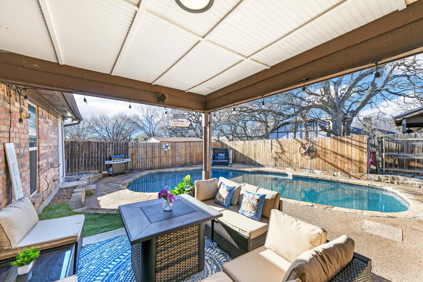 Diamond Waters near DFW & Stadium , Private Pool