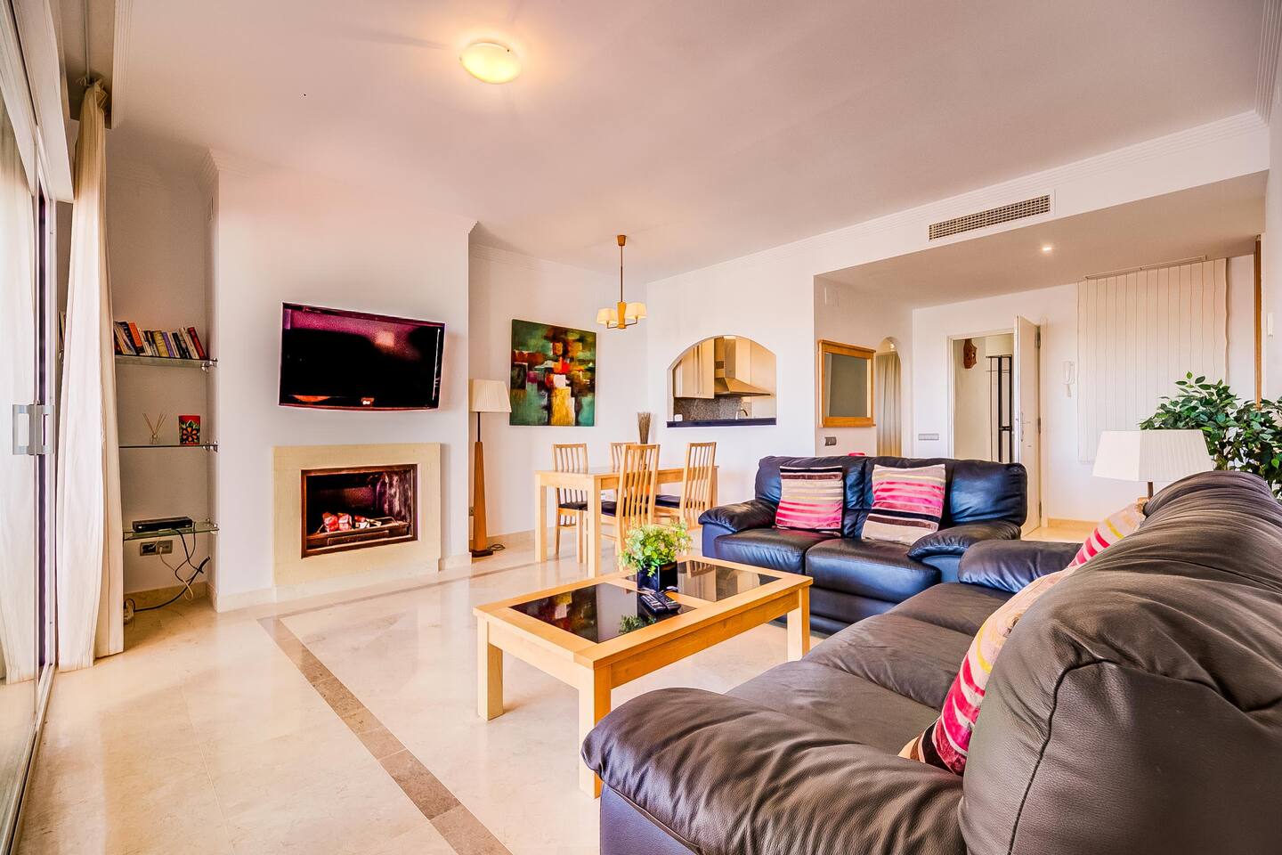 Stunning Apartment With Golf Course and Sea Views