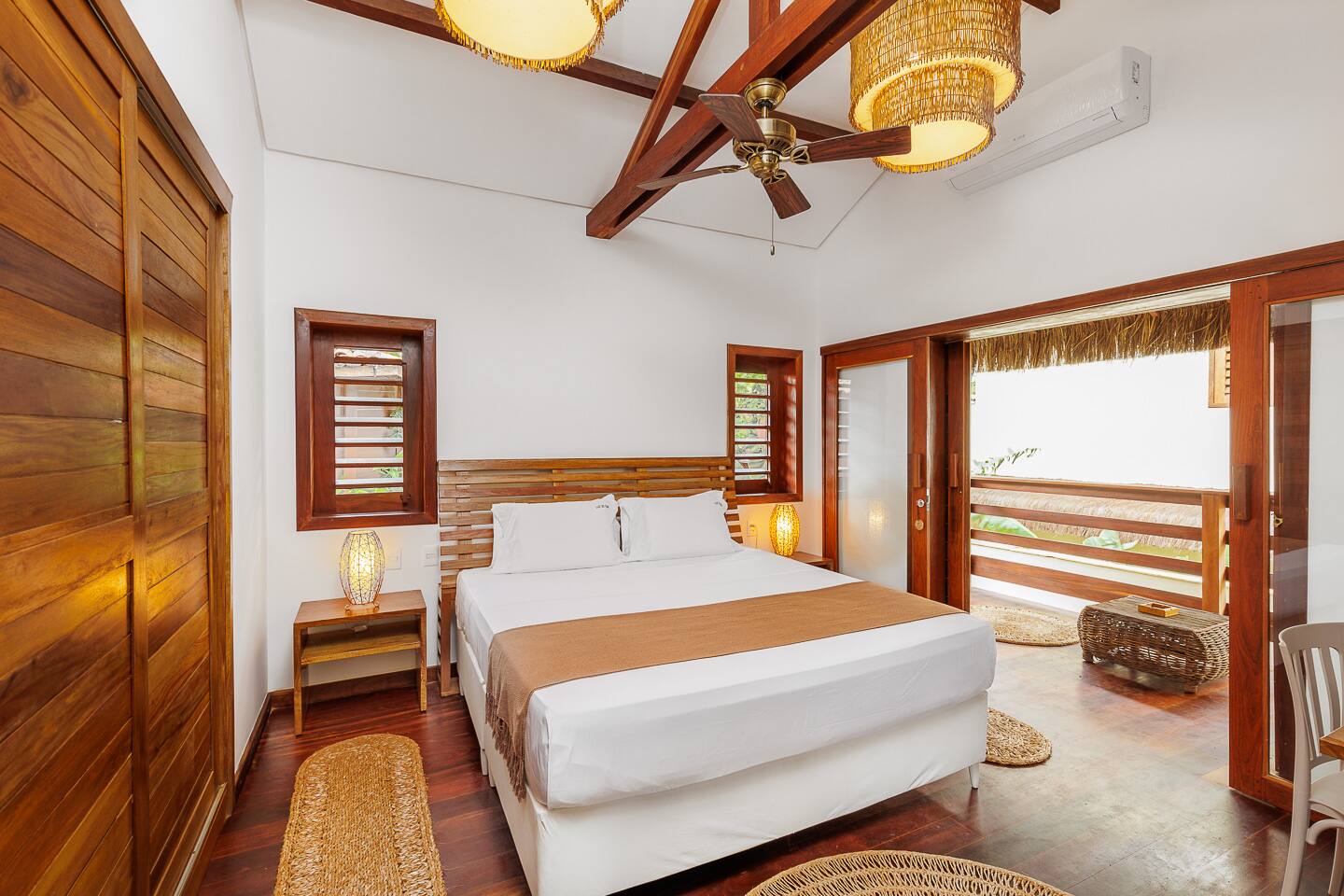 Deluxe King Suite in Private Luxury Villa