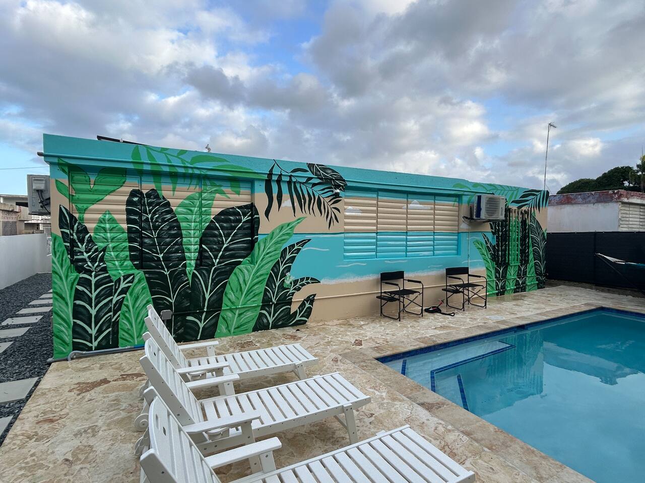 Luquillo CasaFamilia*5 BR*POOL! Close to Everything