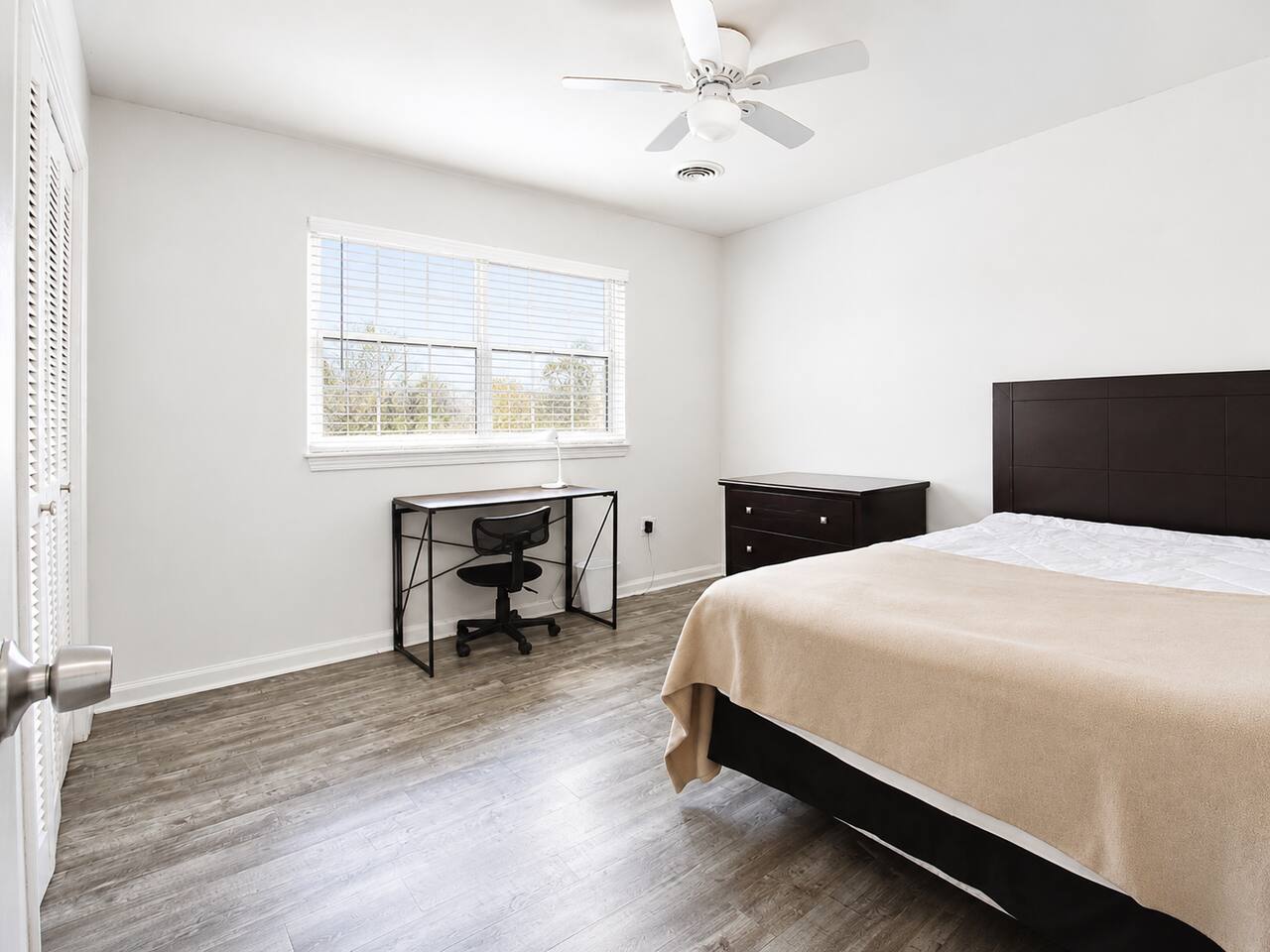 Male Private Junior Suite | Huge Home | Room #4
