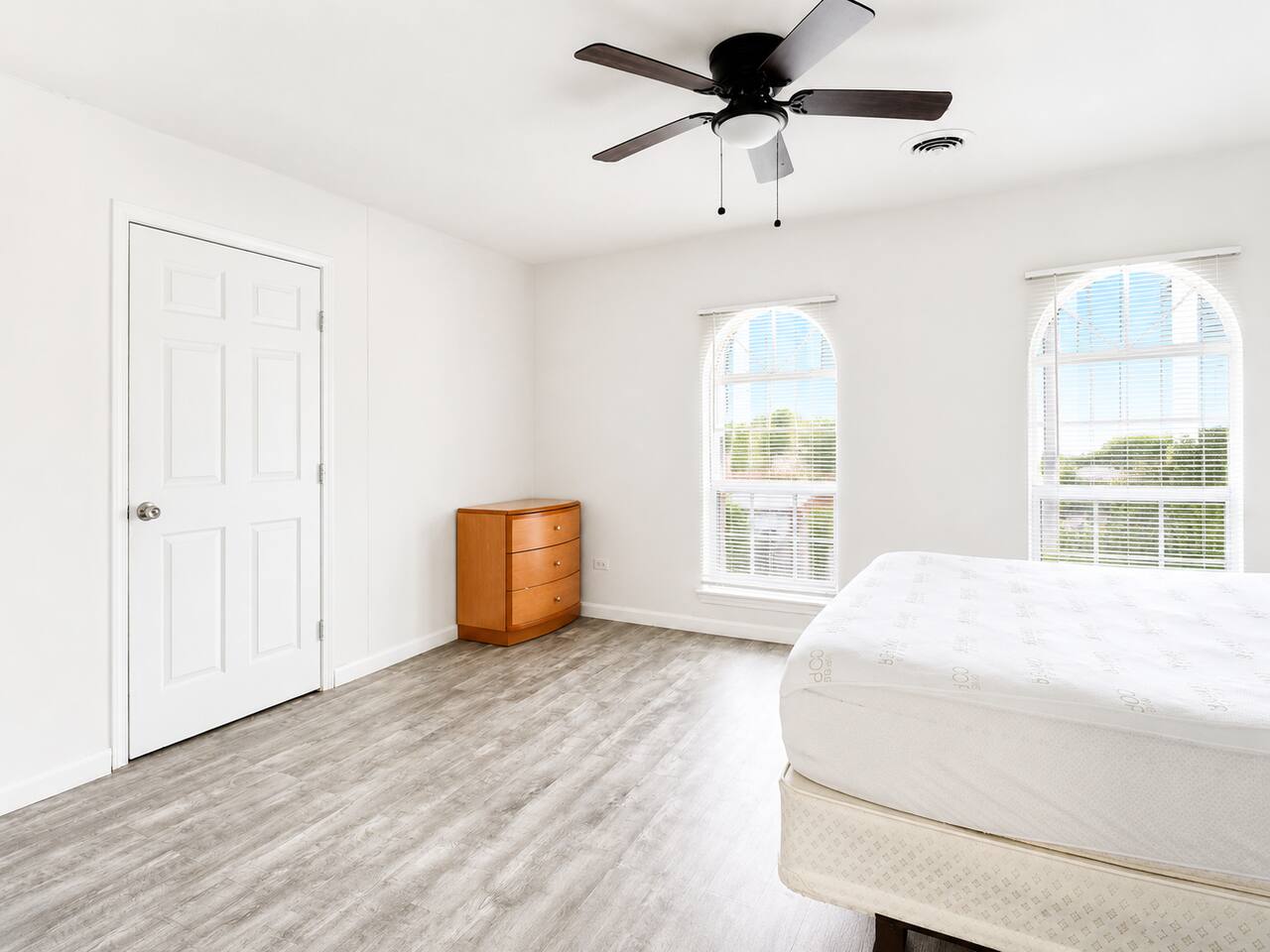 Male Exec Suite | Private Room & Bath | Room #1