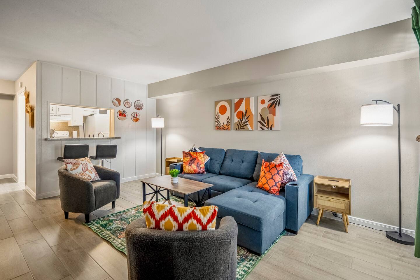 Towne Plaza Apartments #111 in the Galleria Area