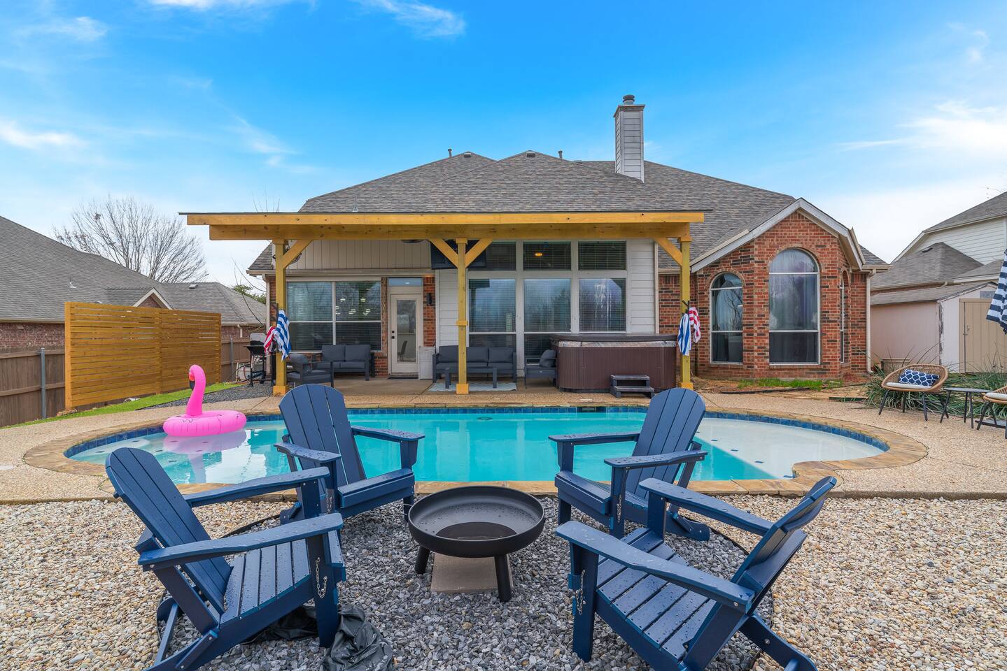 Luxury 5BR Retreat w/ Pool & Games Near AT&T