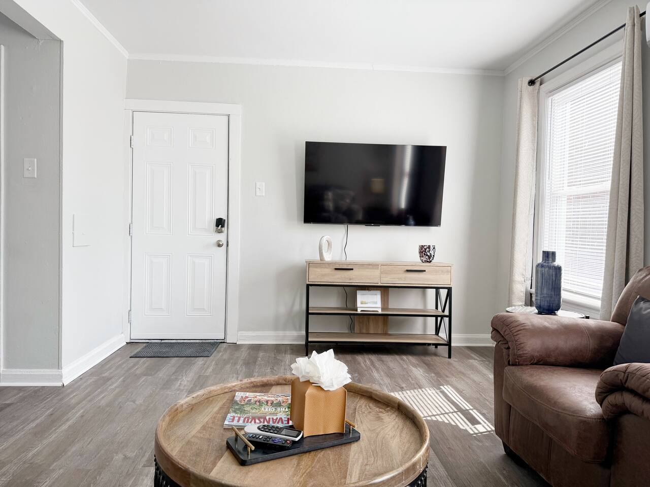 Riverside A2 | QUEEN 2BD/1BA Apt near River photo 2