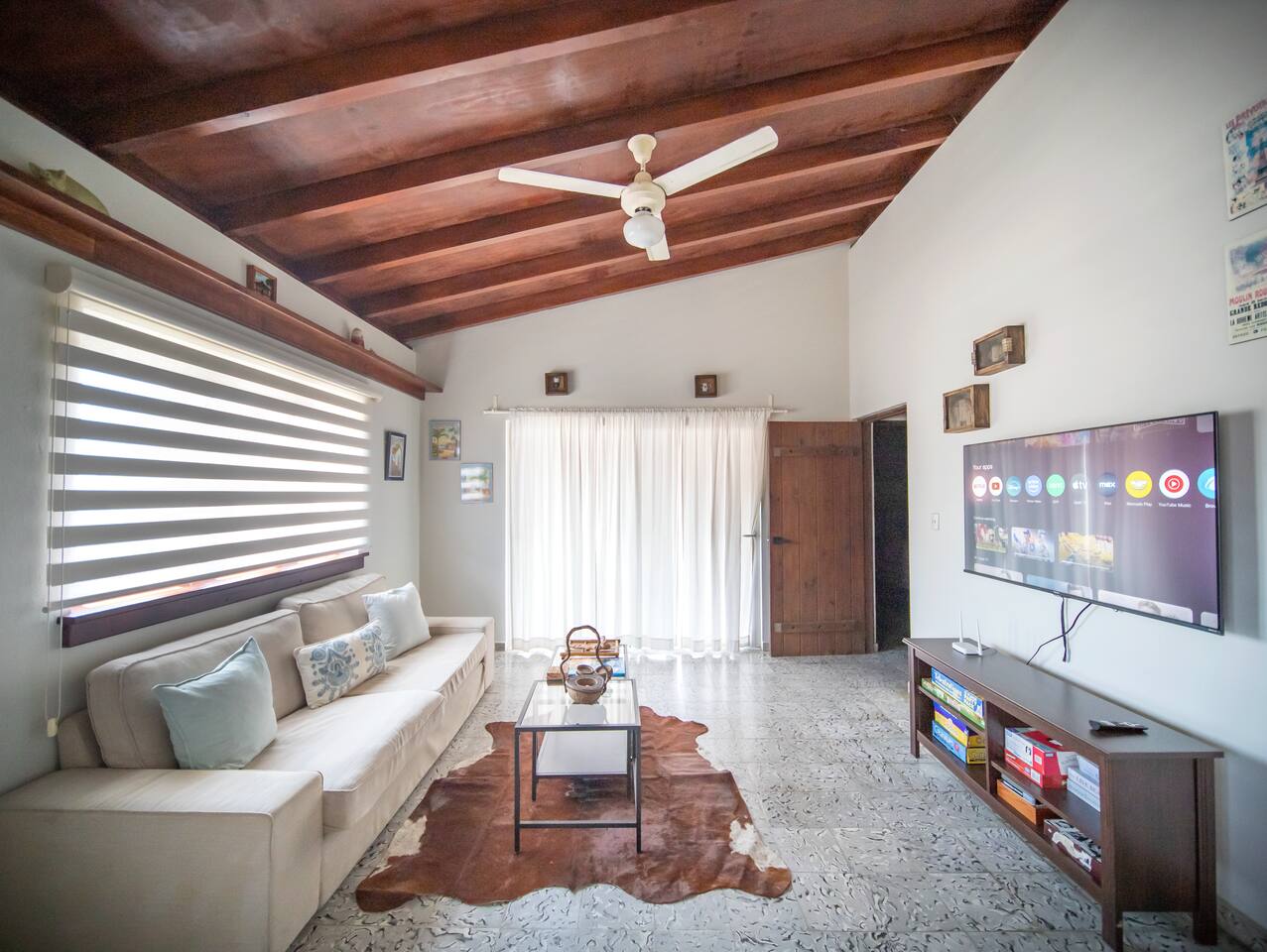 2BR Colonial Penthouse 2mins from Sosua Beach!