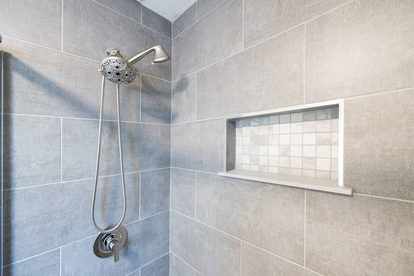 Best Private Group Stay-Sleep16+ | 3Bath 2Kitchens - Holiday Home