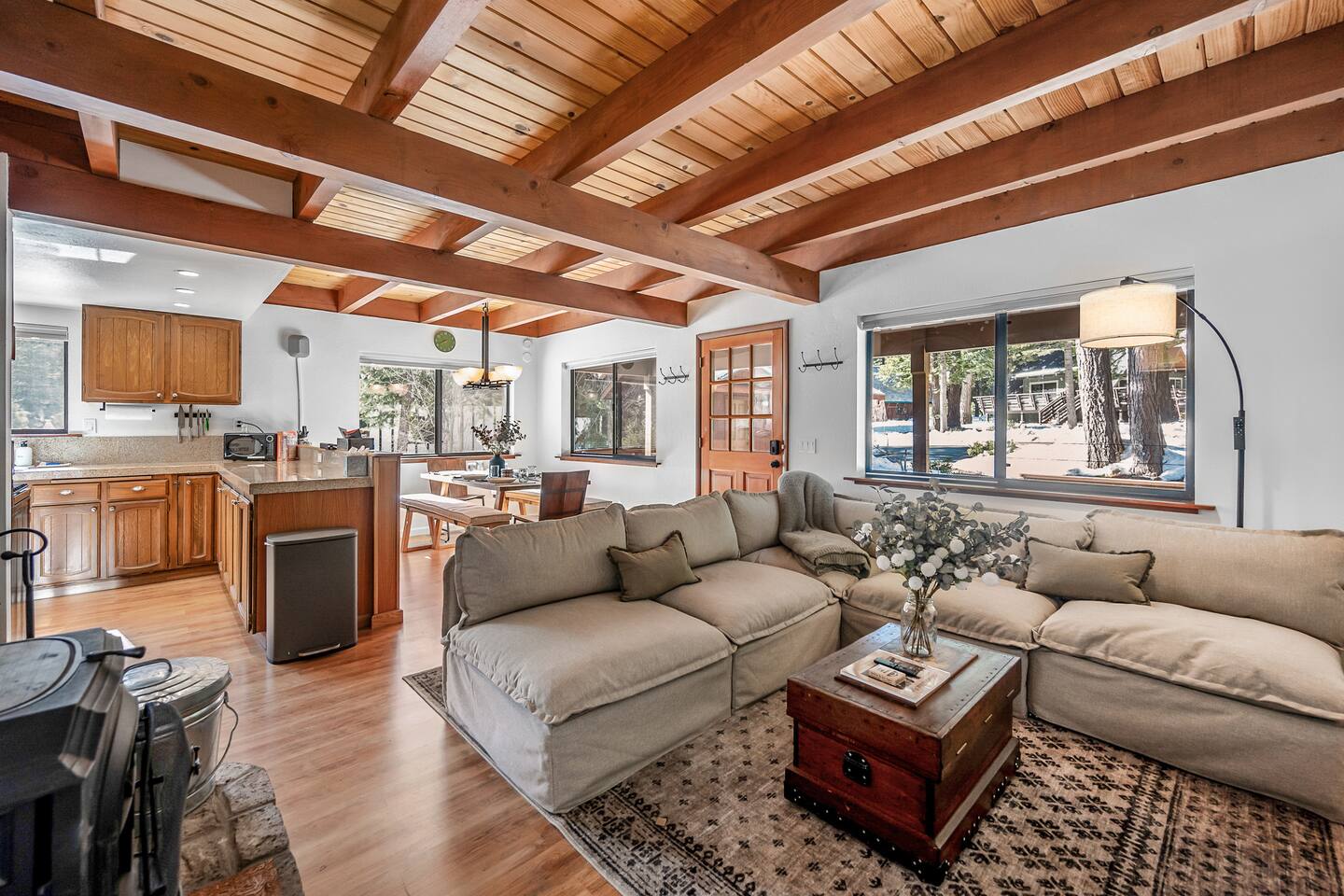 Tahoe Retreat | Prime Location | All Amenities