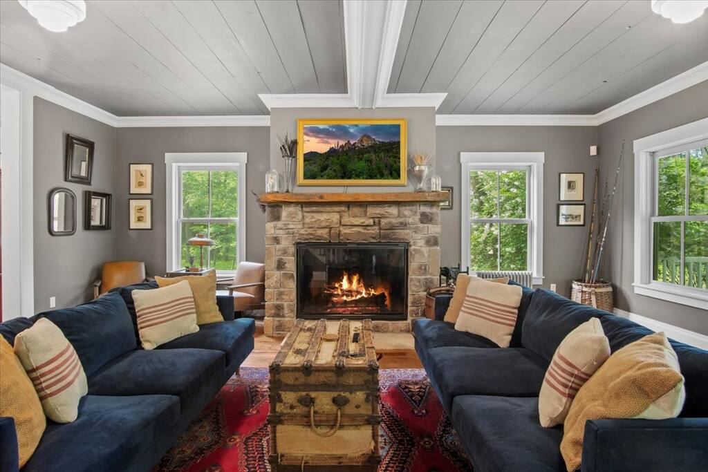 Fern Leaf Farmhouse | 30 min - Big Bear Mtn.