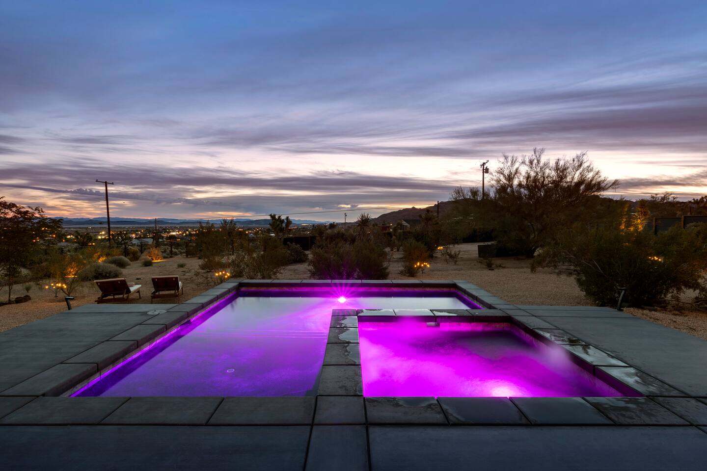 Luxe Saltwater Heated Pool Villa | 5 Min from Park