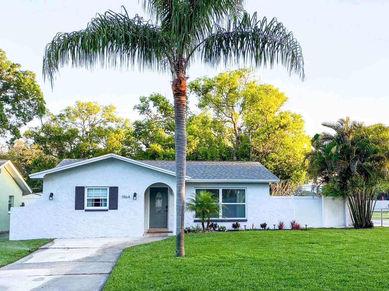 Wow! Coastal Home+ 10 Mins to Dunedin & Beach