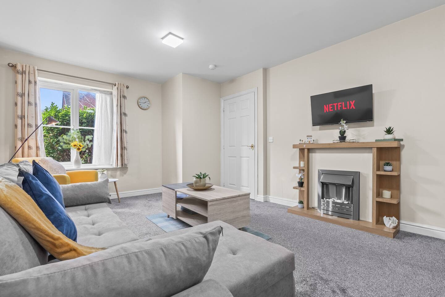 #35 City Home Sleeps 8 3BDR 2 BR Bham CC 10 mins