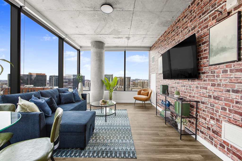 The Industrial Suite | DT Nash