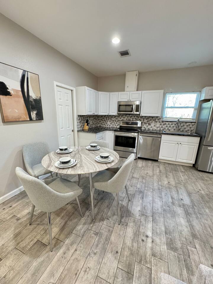 Comfy home near Med Center