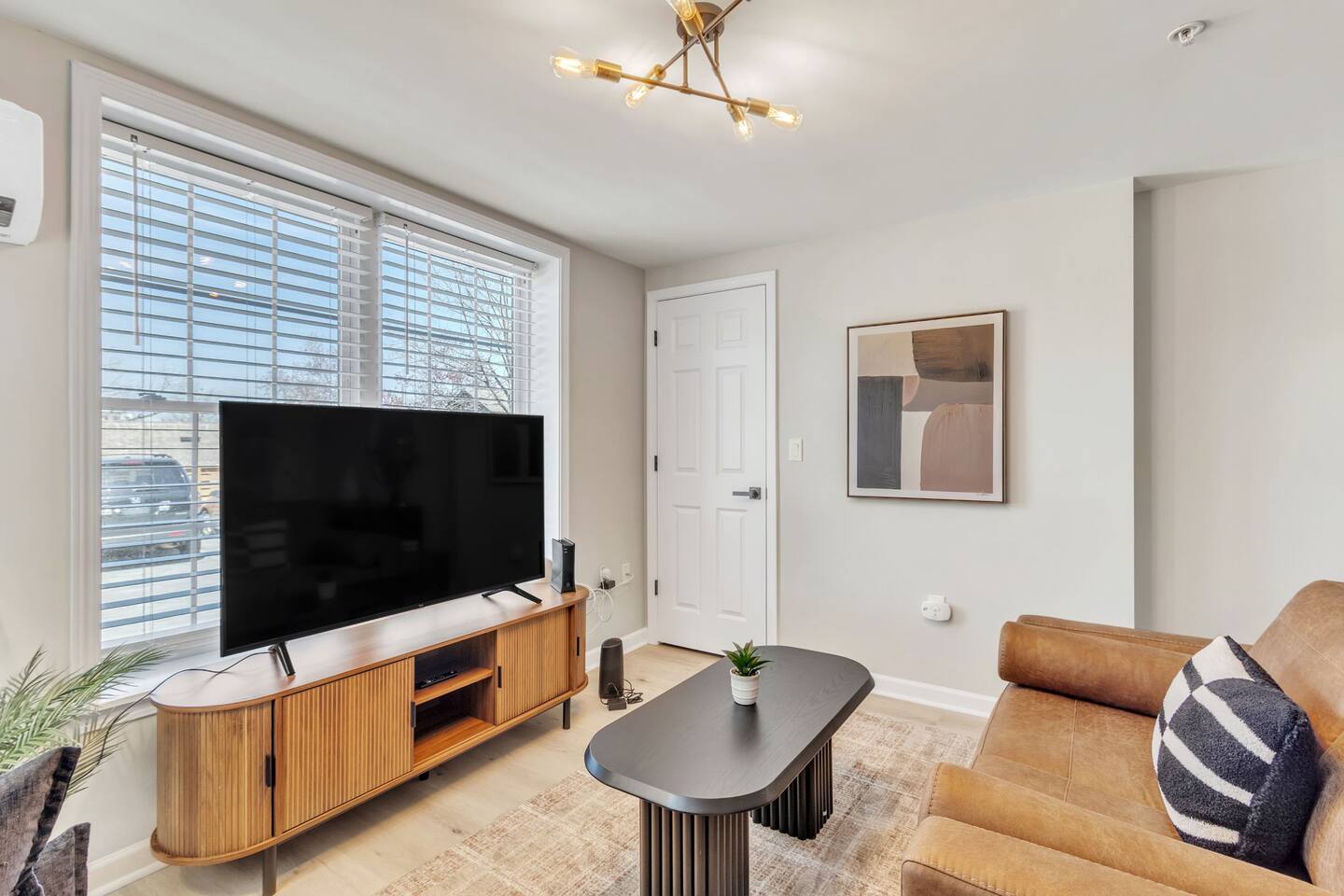 Pet-Friendly 1-Bed, Walk to Fluor Field & Downtown