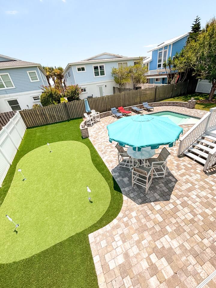 Pool + Walk to Beach + Games + Mini Golf + Pets Ok