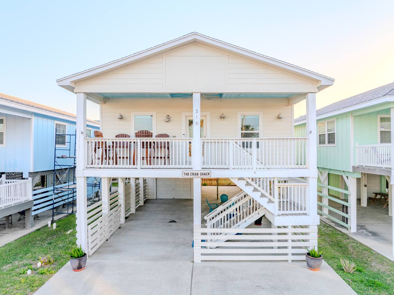 *New Listing!* | The Crab Shack | Port A Retreat