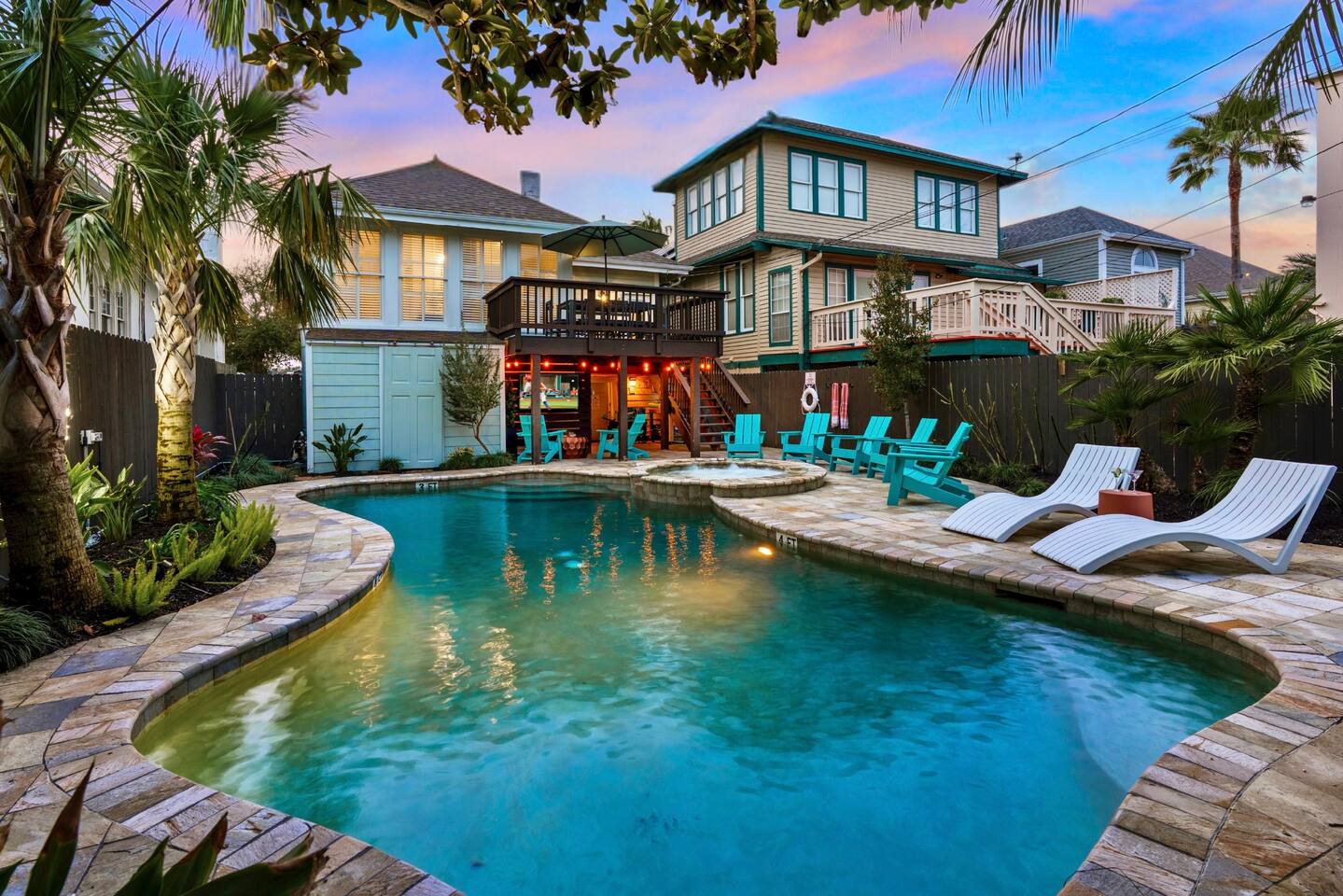 PIER POINT: Heated Pool & Spa | Walk to Beach & Pleasure Pier