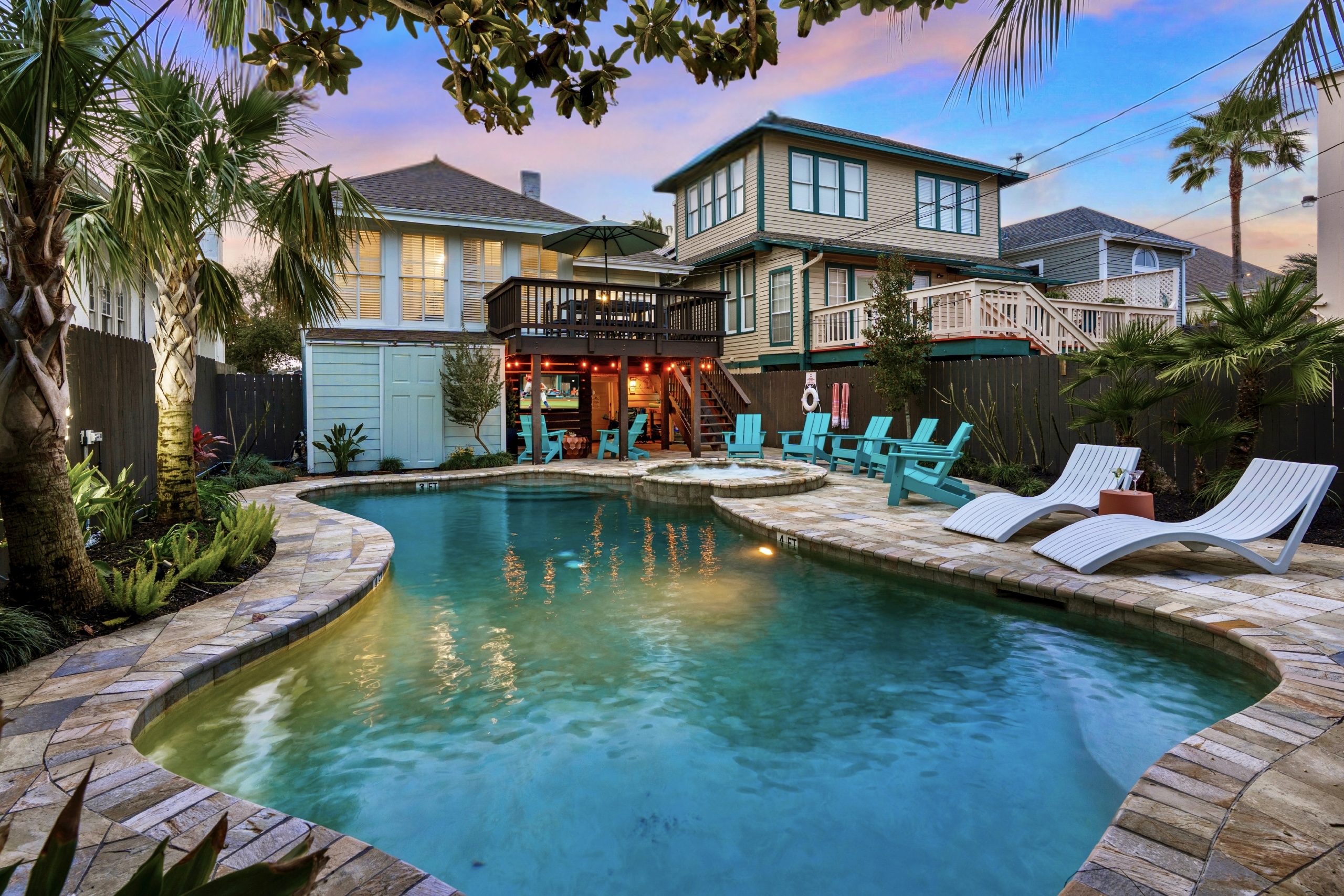 PIER POINT: Heated Pool & Spa | Walk to Beach & Pleasure Pier