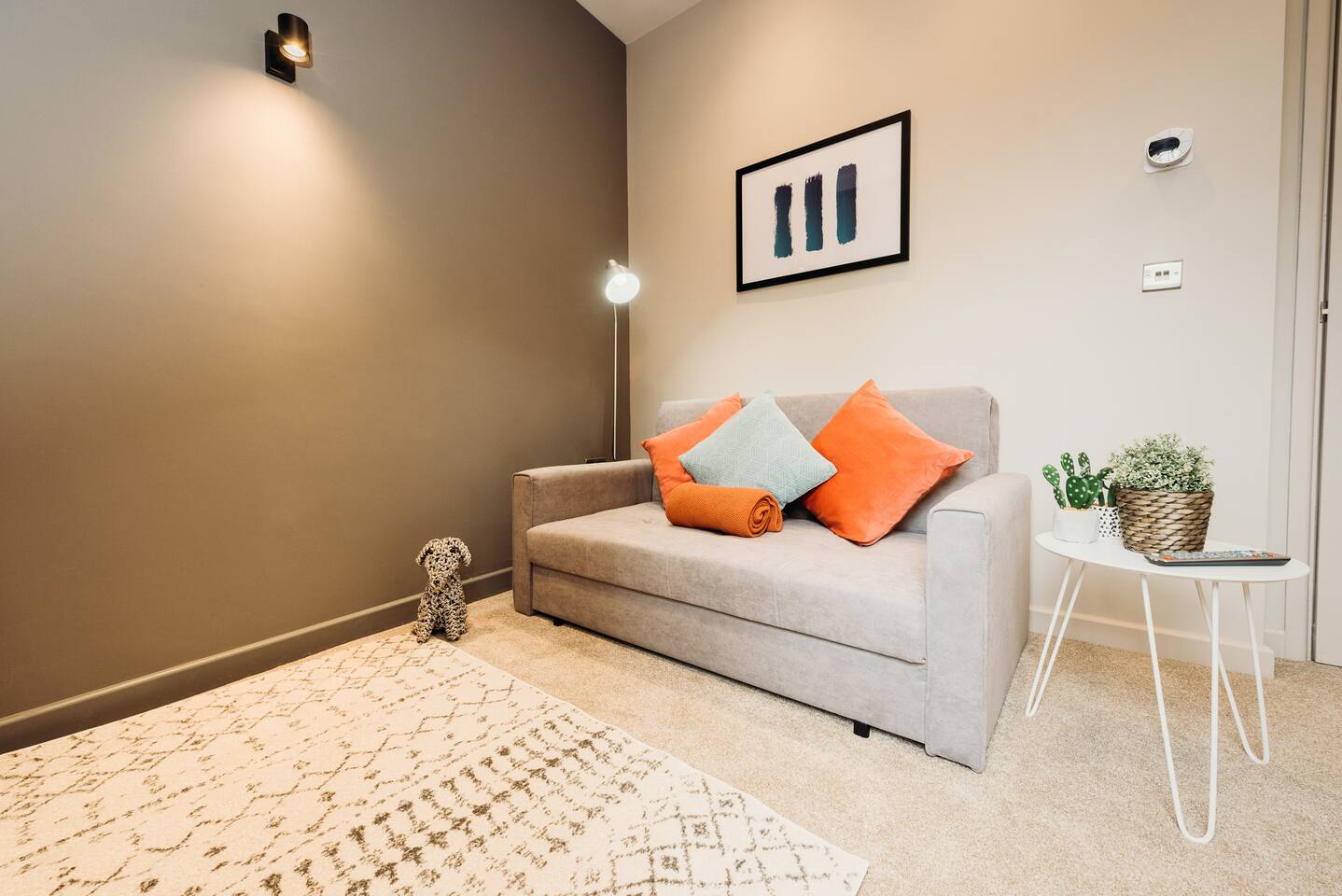 #38 Stylish Victoria Apartment 2, 1 Bdr sleeps 4.