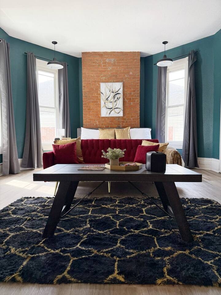 Chandler F | KING 1BD/1BA Apt near Downtown photo 4