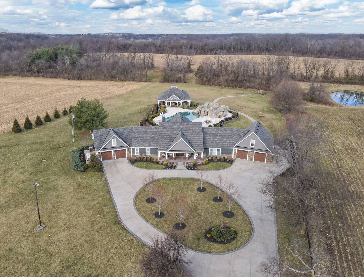 The Bluegrass Grand Estate: Bourbon Trail Luxury